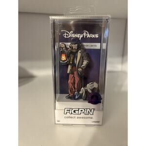 Disney Parks 2024 FIGPIN Haunted Mansion Caretaker & Dog Limited Release Pin